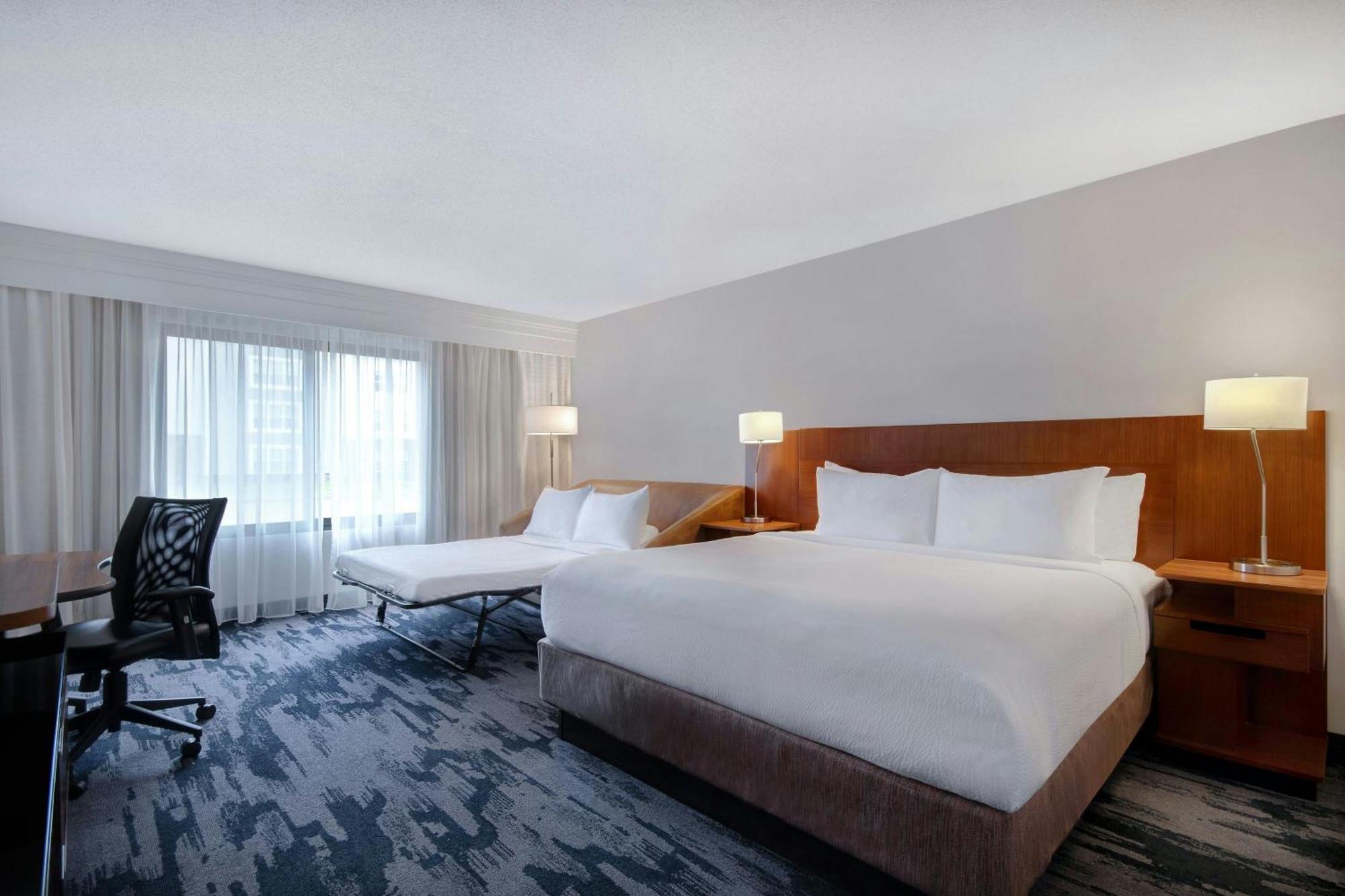 Fairfield Inn And Suites By Marriott Rochester West/Greece Exterior photo